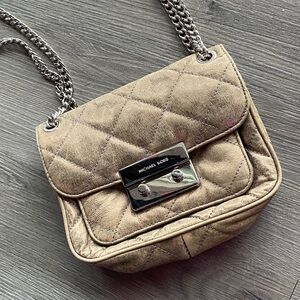 Michael Kors Beige / metallic Quilted Crossbody Bag